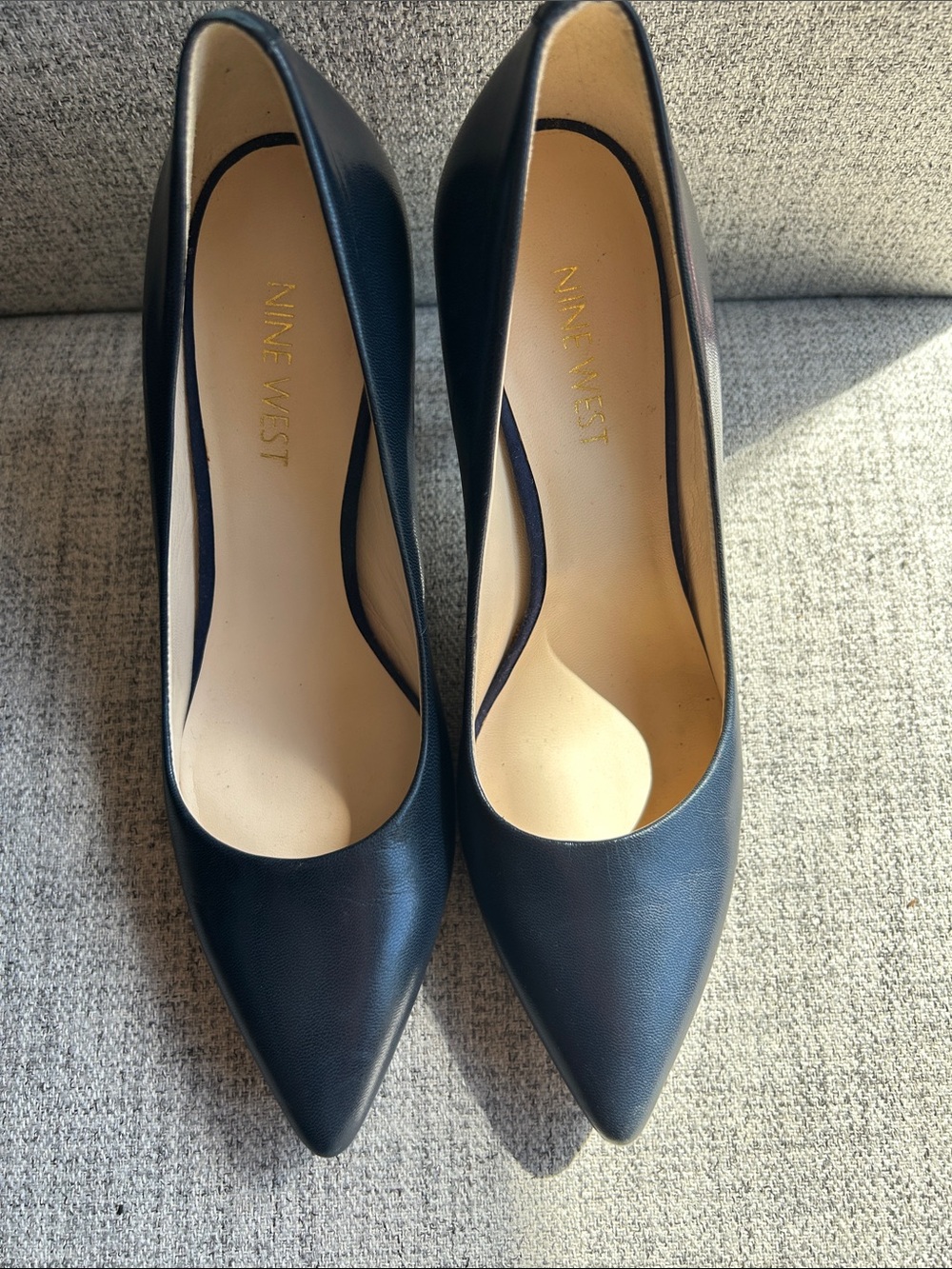 Nine West Navy Pointed-Toe Leather Pumps